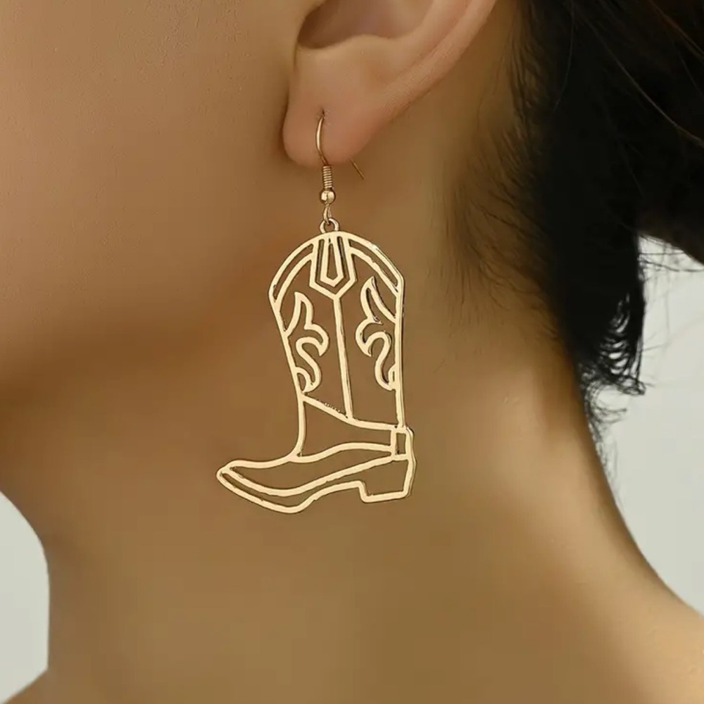NEW| Golden Hollow Western Cowgirl Boots Design Dangle Earrings - Picture 3 of 5